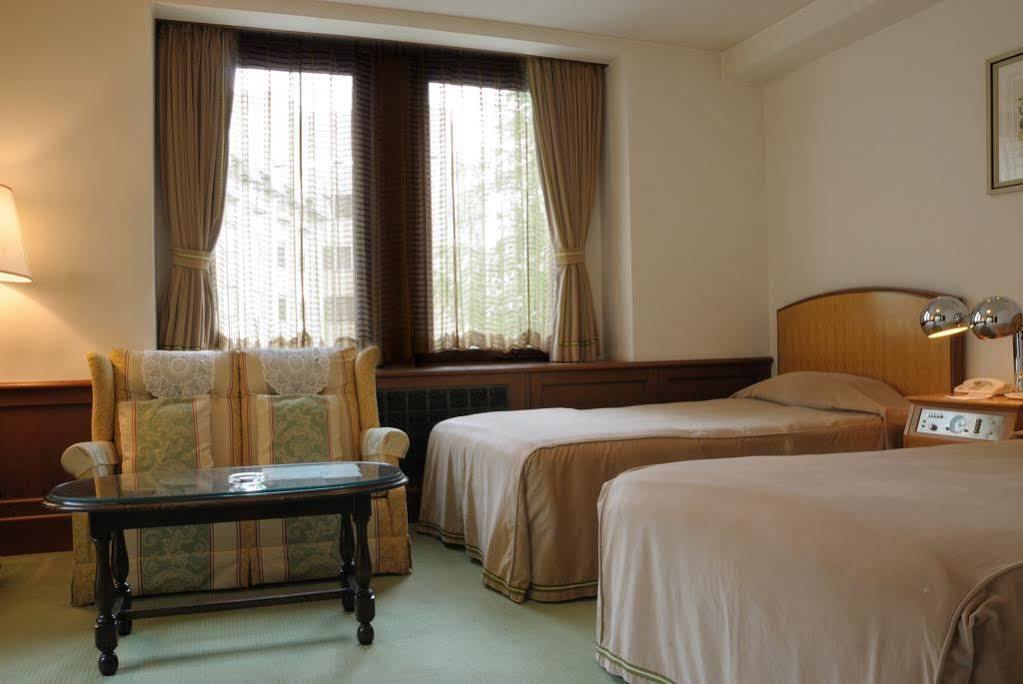 Hilltop Hotell